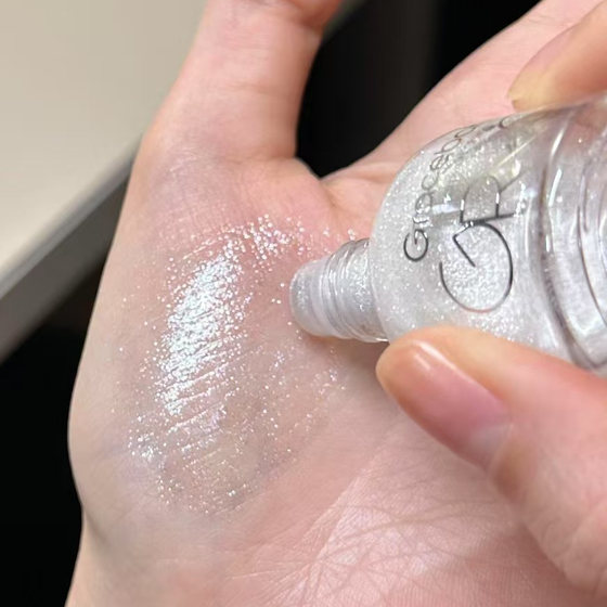 깜박이고 물과 가벼운 피부가 깨지는! Gracebabi Ball Liquid 하이라이트 여성 얼굴 진주 반짝 반짝 반짝 분말