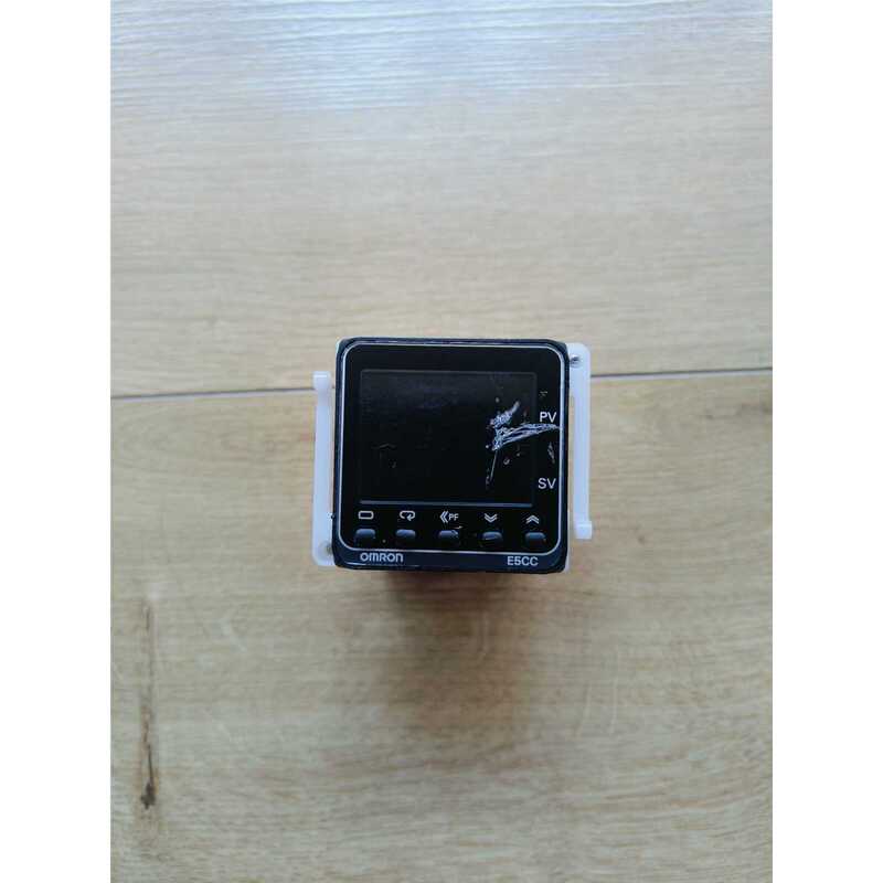 Negotiable Price~Omron Temperature Controller E5Cc-Rx2Asm-800 Negotiable Price~Omron Temperature Controller E5Cc-Rx2Asm-800