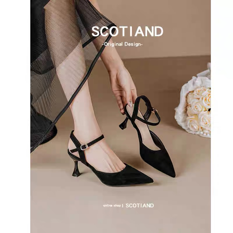 Summer Fashion Closed-Toe Sandals for Women, Versatile, Elegant, Stiletto, Mid-Heel, Ladylike Style, Niche Pointed-Toe Black High-Heeled Shoes