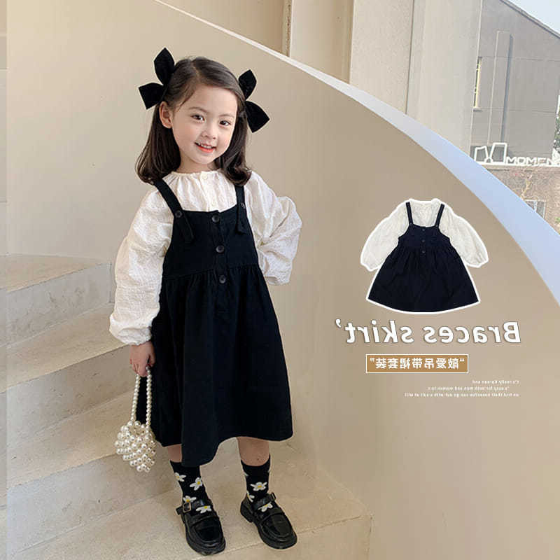 Girls Net Red Suit Skirt 2022 New Spring Dress Western Style Girl Puff Sleeve Shirt Holding Baby Bag Skirt Children's Two-piece Set