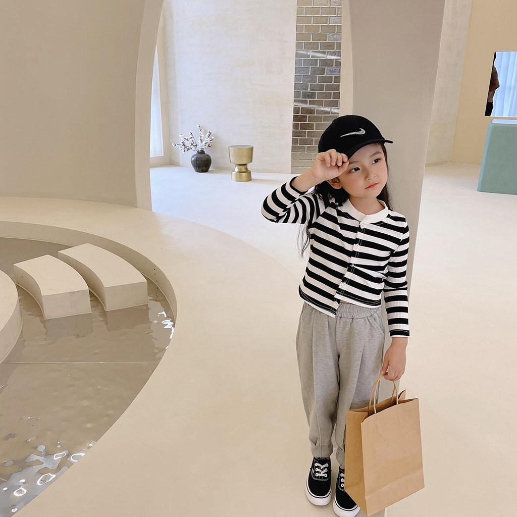 Girls net red suit autumn 2022 new western style striped top pants children's baby sports two-piece suit tide