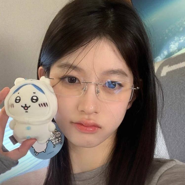 Ultra-Light Pure Titanium Rimless Prescription Glasses for Women, Elegant Gold Wire Frameless Pure Desire Square Frame High-Intelligence Non-Prescription Glasses