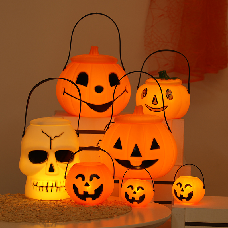 Pumpkin lantern Halloween with lid pumpkin bucket children's portable glowing pumpkin jar plastic candy decoration supplies props