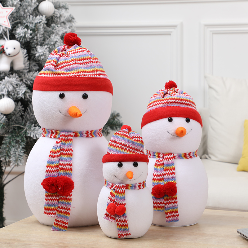 Christmas snowman doll family of three telescopic doll shopping mall hotel window layout Christmas tree scene decoration