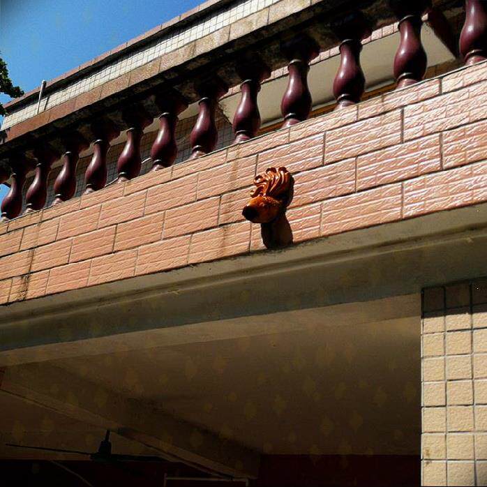 Sculpture water storage water terrace villa nozzle removable building leaking goldfish drain ceramic carp ornament