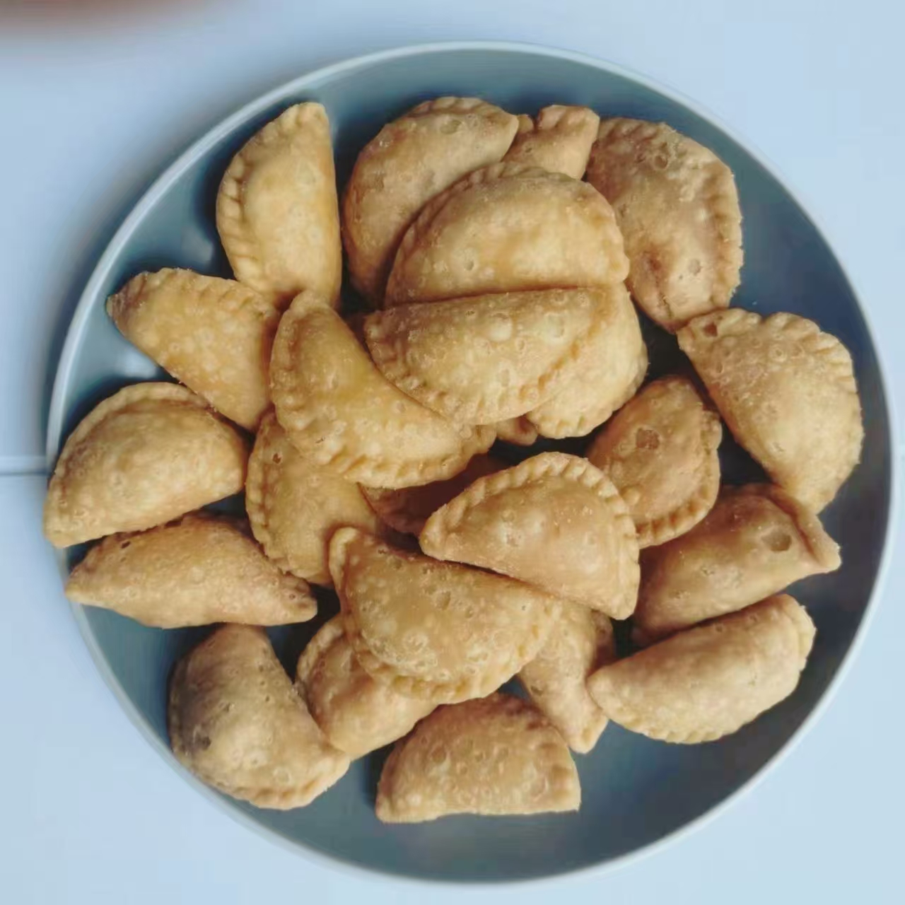 客家特製揚げ餃子、揚げ餃子、ピーナッツクリスプ、手作り伝統菓子、お正月用品、カジュアルスナック
