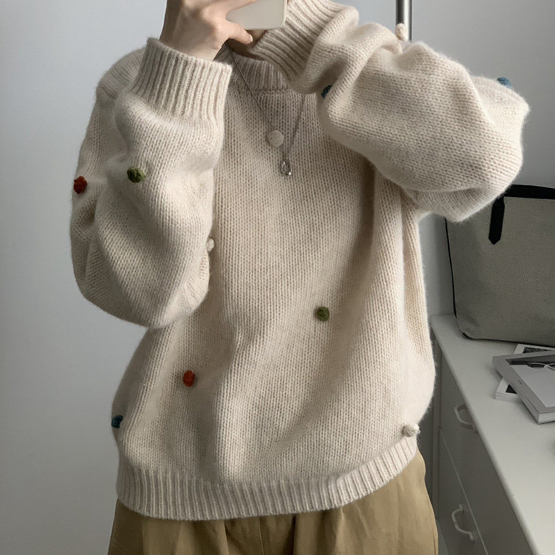 European station new style, chic, beautiful, high-end, super-good-looking, cute fur ball raccoon fleece sweater women's winter