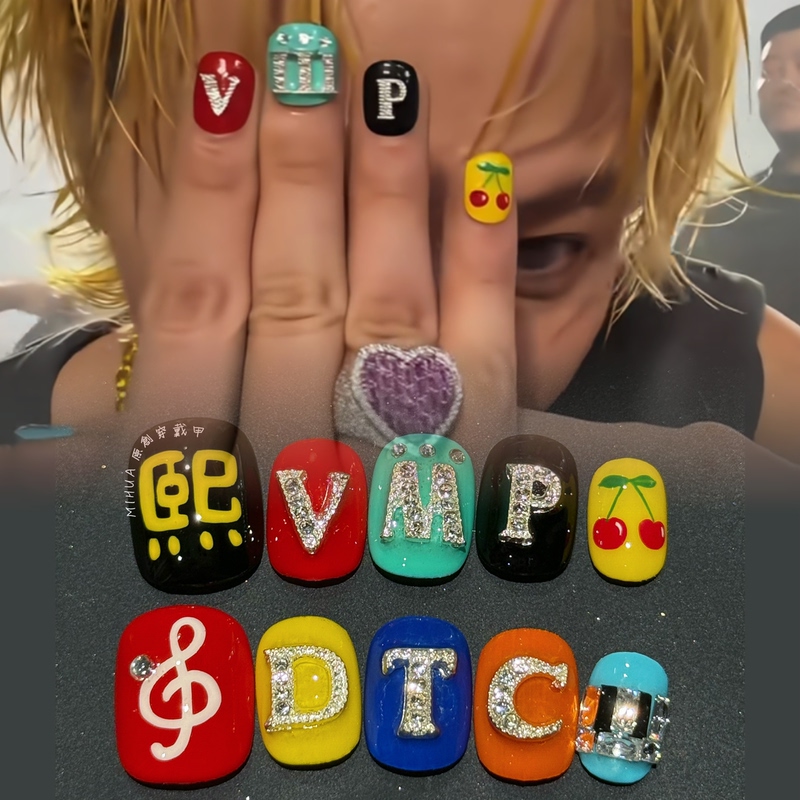 G-Dragon Style Press-On Nails Gd Fan Nail Art Bigbang 20Th Anniversary Concert Pure Hand-Painted Nail Art with Rhinestones G-Dragon Style Press-On Nails Gd Fan Nail Art Bigbang 20Th Anniversary Concert Pure Hand-Painted Nail Art with Rhinestones