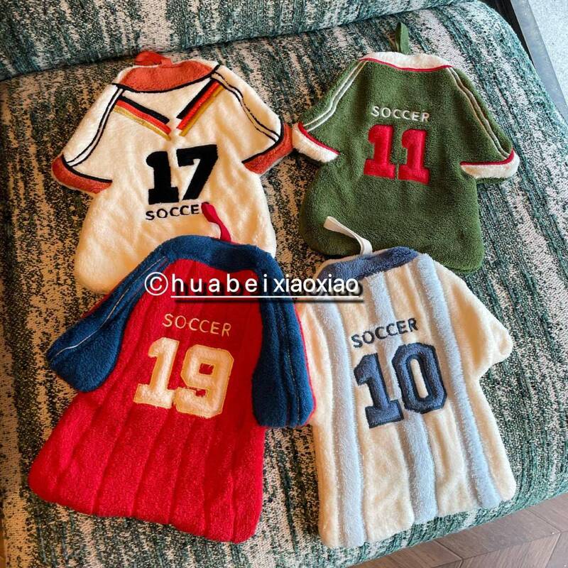 New World Cup Hand Towel, Creative and Personalized Coral Velvet Small Towel, Absorbent and Lint-Free, Double-Layered Children's Hand Towel