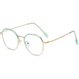 Противодушное легкое излучение может быть оснащено почти визуальным зеркалом для ухода за глазами.