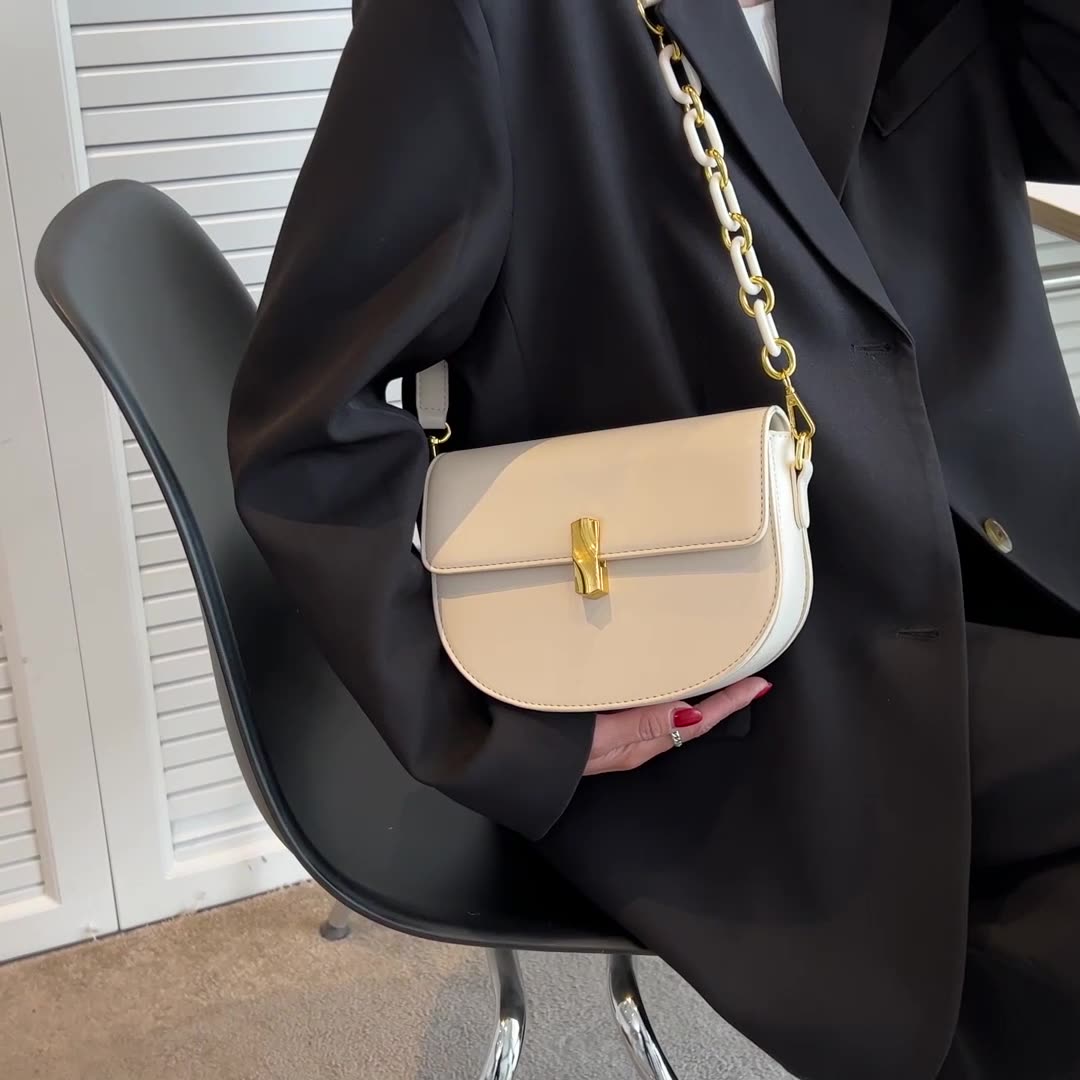 Solid color popular chain small bag female 2022 new trendy fashion saddle bag texture shoulder bag all-match messenger bag