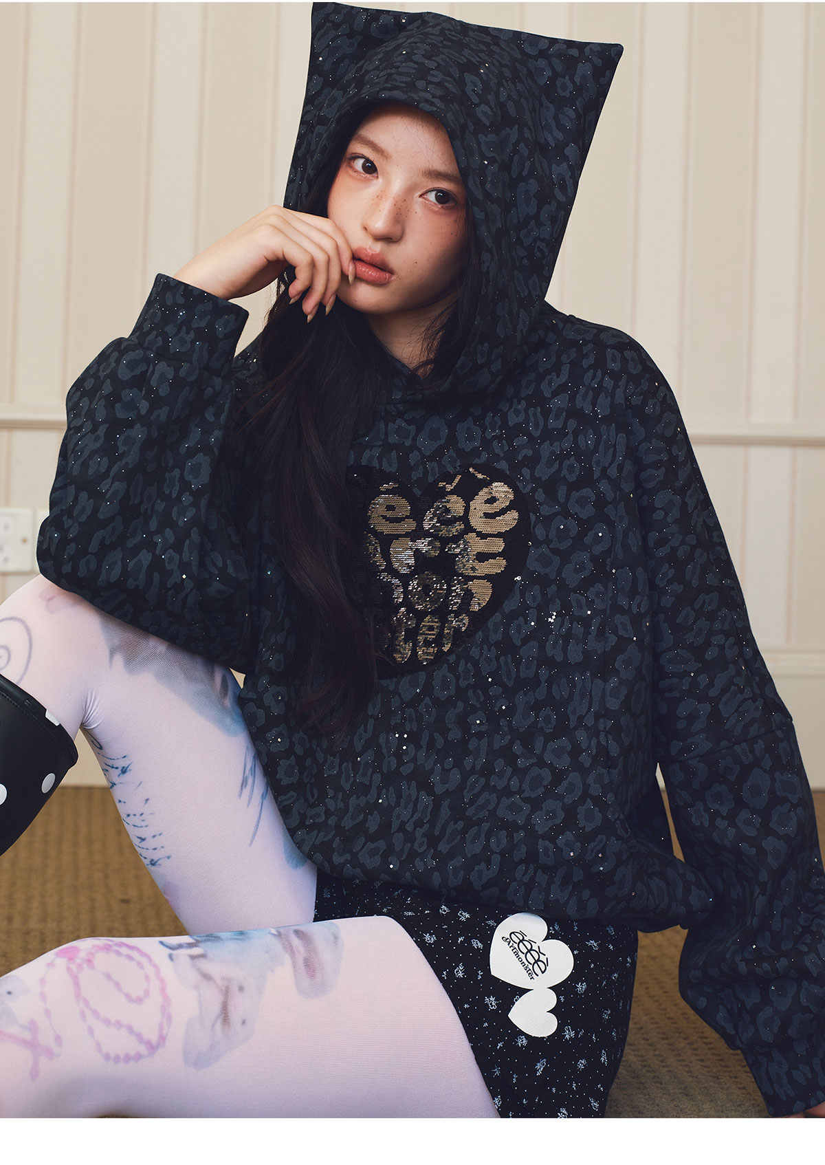 eeeeArtmonster Cat Ear Leopard Sequin Hoodie