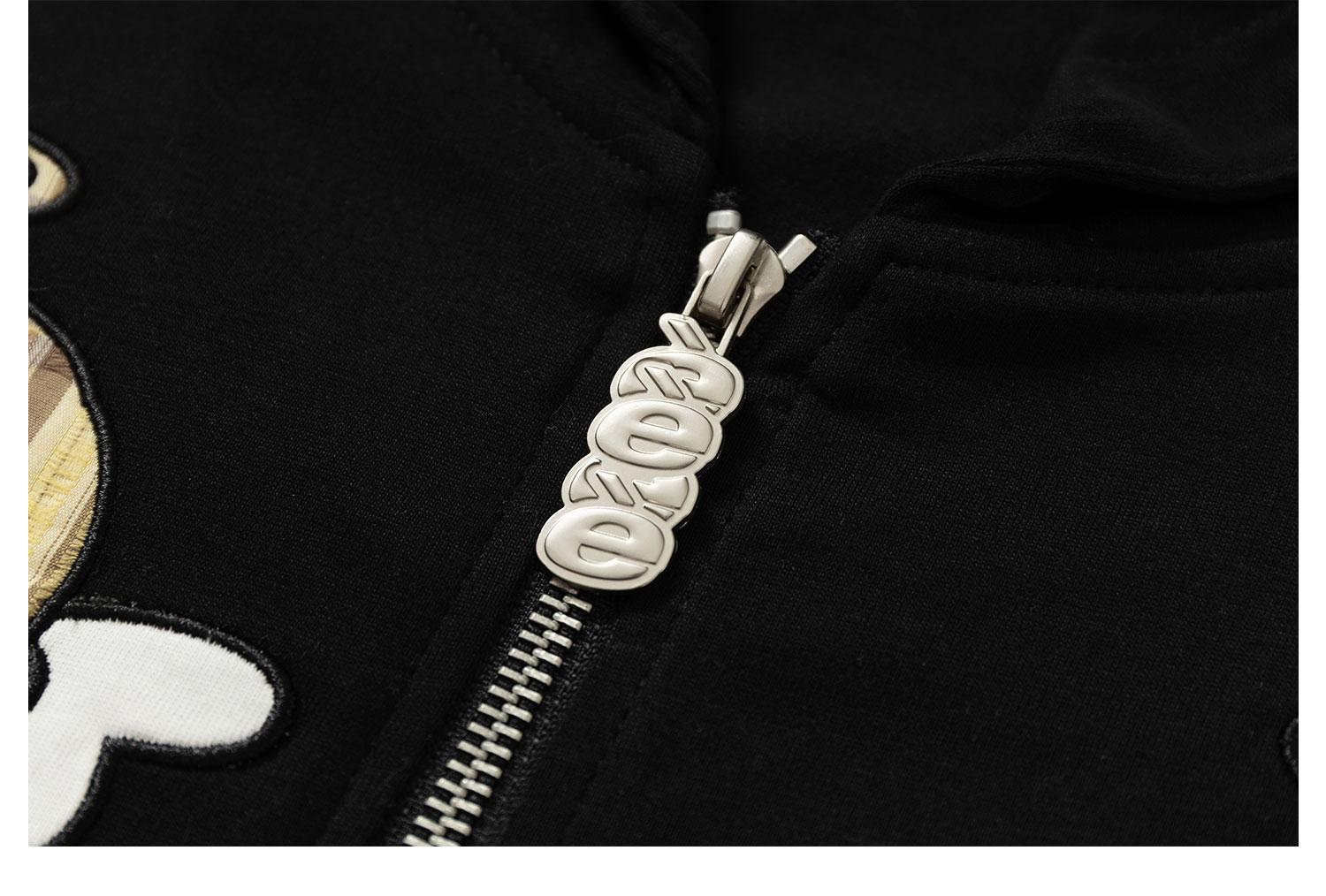 eeeeArtmonster Angel Dialogue Embroidered Hooded Cardigan