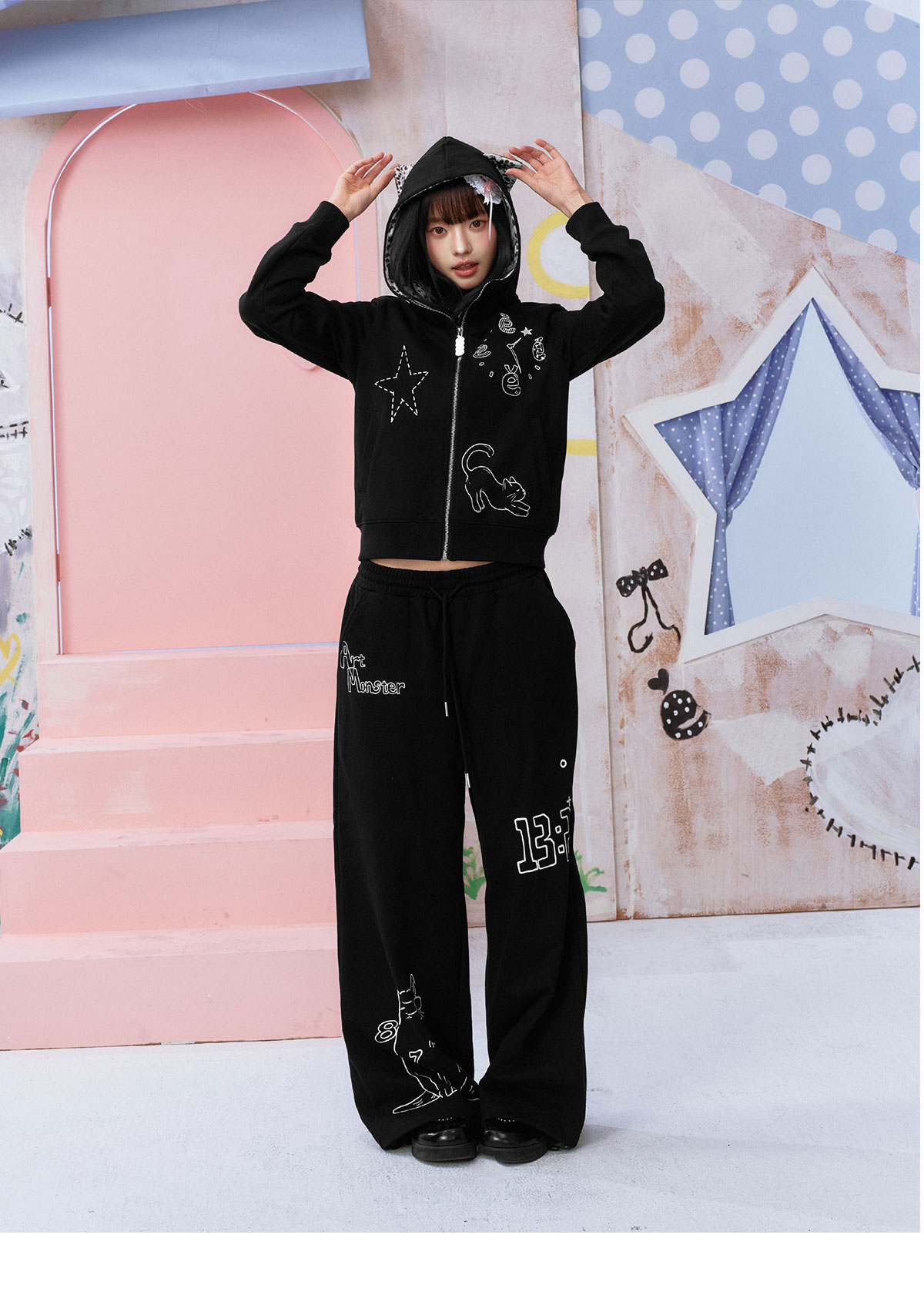 eeeeArtmonster Hand-Drawn Doodle Cat Print Sweatpants