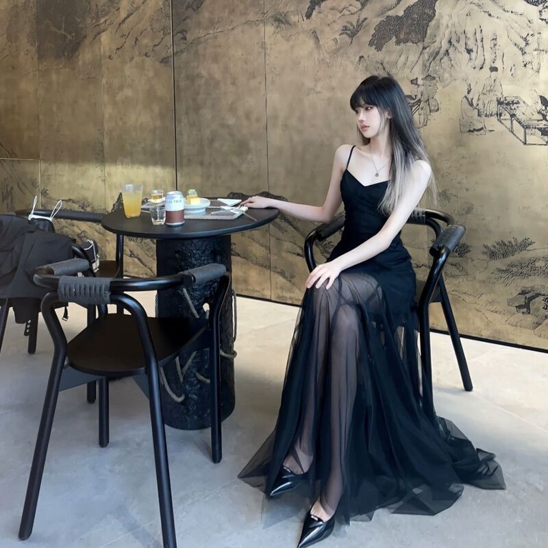 150kg Plus-Size French-Style Sexy Sheer Mesh Patchwork Slip Dress with Waist-Cinching Design, Slimming and Elegant Black Long Dress 150kg Plus-Size French-Style Sexy Sheer Mesh Patchwork Slip Dress with Waist-Cinching Design, Slimming and Elegant Black Long Dress