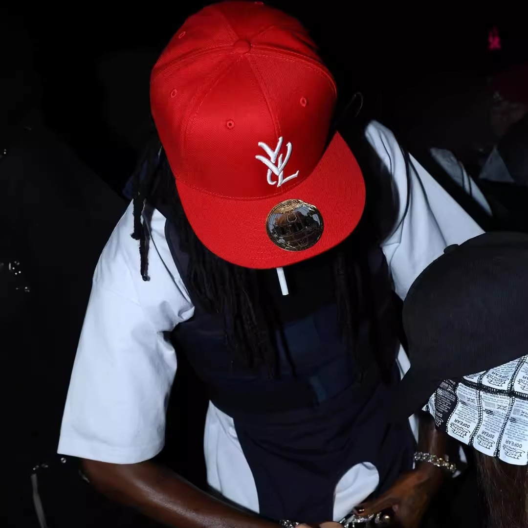 👑👑👑 Playboi Carti x ComplexCon YVL Fitted Hat - 你值得