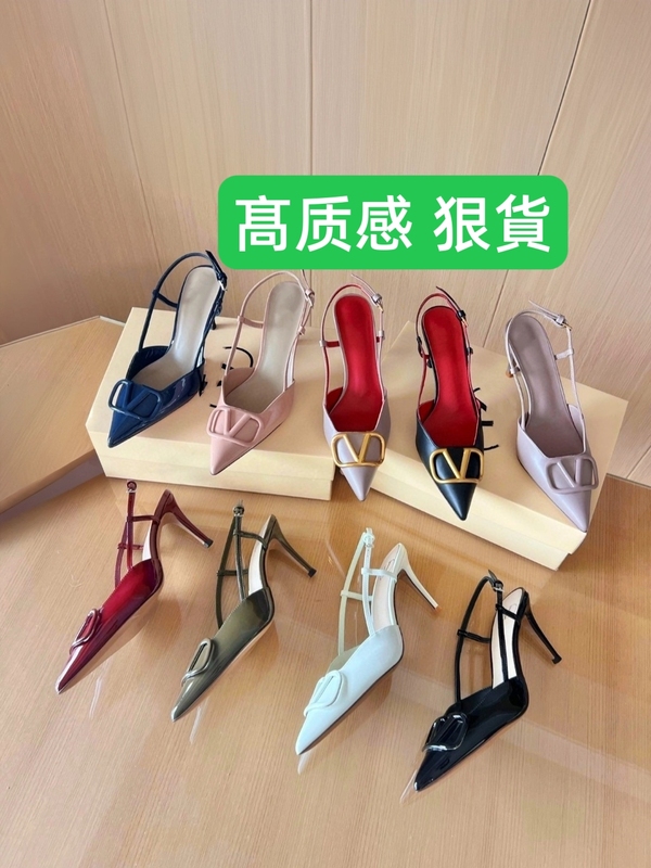 2026 New Model V-Buckle High Heels, Pointed Toe, Open Back, V-Style Patent Leather Kitten Heel, Shallow Strap, Thin Heel Sandals for Women 2026 New Model V-Buckle High Heels, Pointed Toe, Open Back, V-Style Patent Leather Kitten Heel, Shallow Strap, Thin Heel Sandals for Women