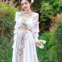 New Miaojiang small fresh white girly style clothing ethnic style suit Yunnan Lijiang Dali travel photo suit