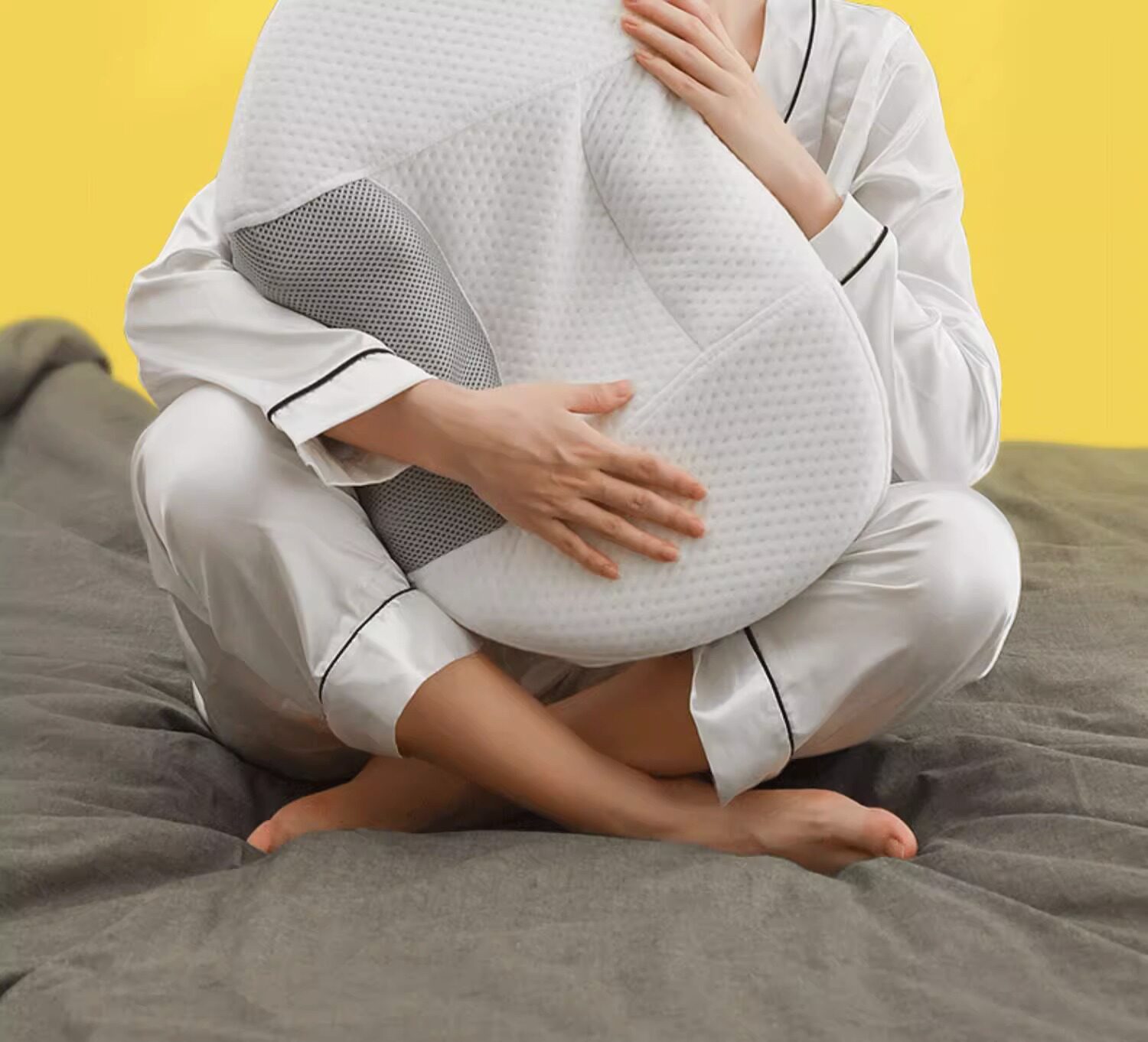 Подушка 法国vormajer颈椎专用枕头护颈椎助睡眠修复富贵包病人加热按摩枕