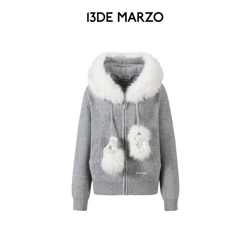 13De Marzo Domestic Store 2026 Autumn and Winter New Style Pom-Pom Bear Fur Collar Knitted Sweater Hooded Sweater Coat 13De Marzo Domestic Store 2026 Autumn and Winter New Style Pom-Pom Bear Fur Collar Knitted Sweater Hooded Sweater Coat