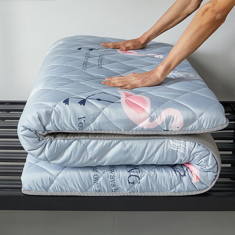 Thick mattress student dormitory single four seasons universal university special mat is soft and hard moderate school bed mat