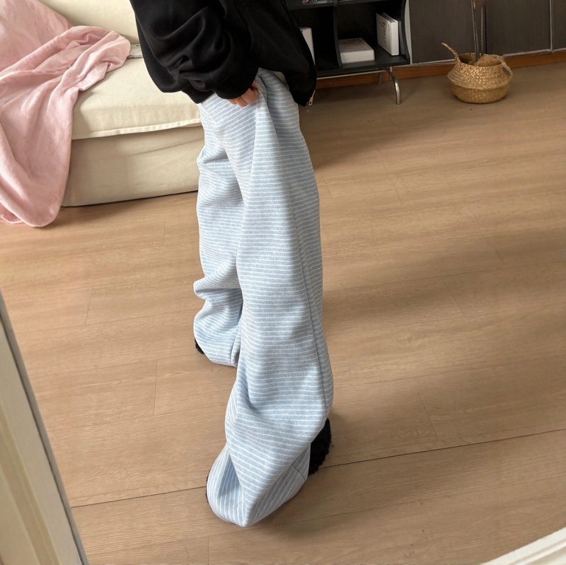 Blue Glutinous Rice Pants with a Drapey, Soft Texture, Striped Women's Long Pants, Relaxed Korean Style, Loose and Slimming Straight-Leg Pants