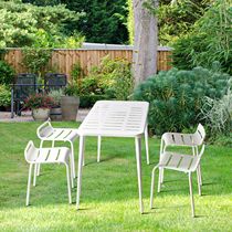 Factory direct supply of outdoor wrought iron leisure tables and chairs balcony courtyard milk tea shop creative light luxury table and four chair combination