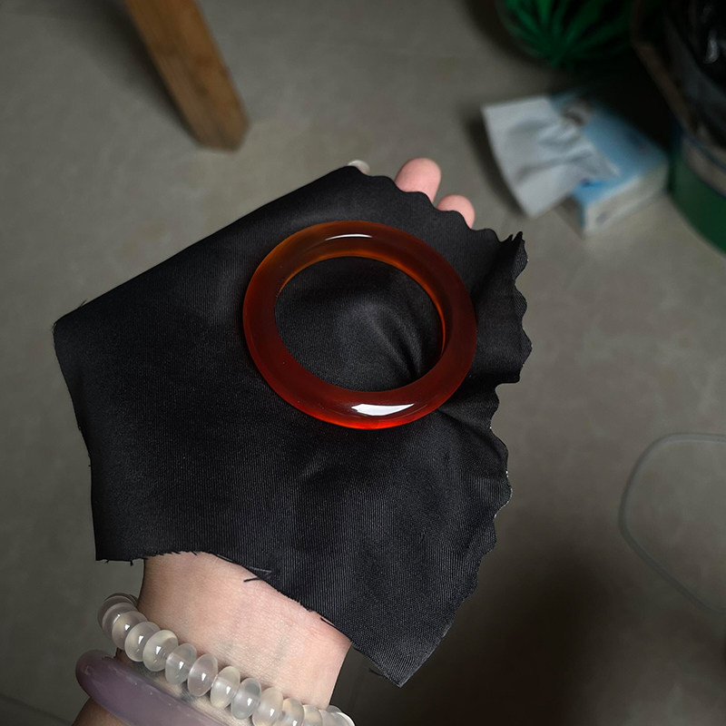Red Agate Bracelet for Women, Wine Red Round Bracelet, Glossy and Transparent, Retro Chinese Style Bracelet Red Agate Bracelet for Women, Wine Red Round Bracelet, Glossy and Transparent, Retro Chinese Style Bracelet