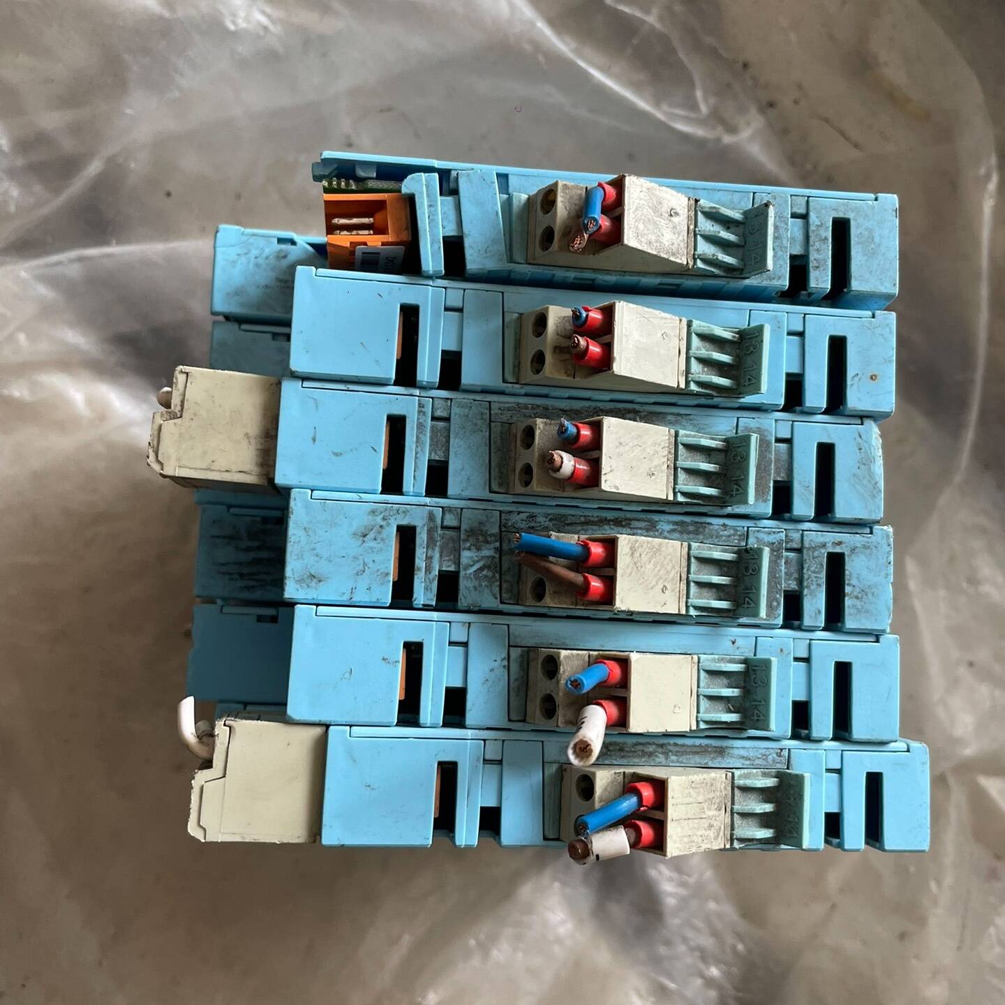 浙大中控安全栅：守护工业现场的精密防线