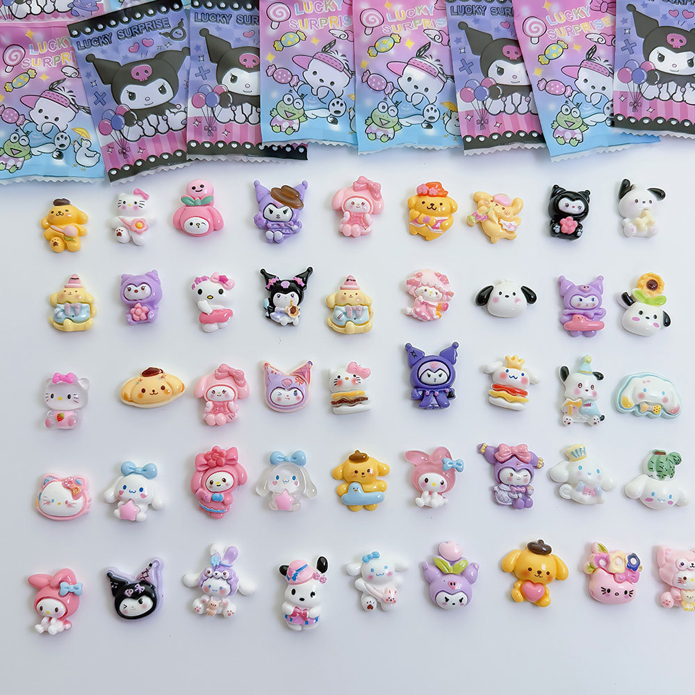Popular Sanrio blind bag unpacking game, a reward for elementary school students, featuring trendy cartoon toys and blind boxes. Exclusive cross-border shipping from Taiwan via Taobao Logistics. - Taojiyun | Taiwan consolidation | Taobao product purchasing | China goods purchasing | Gather and Transport