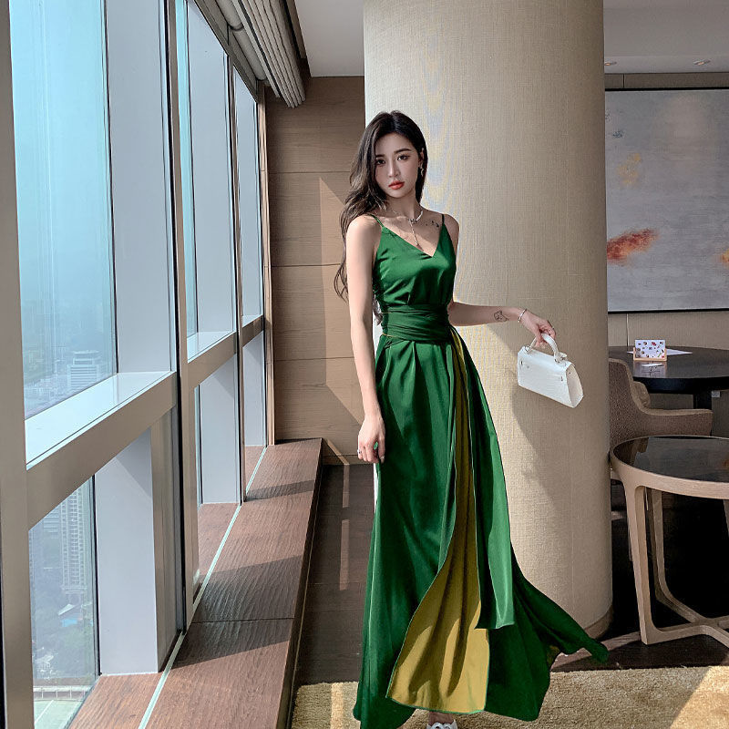 Green V-Neck Backless Spaghetti Strap Dress for Women 2024 New Style High-End Long Dress Waist-Cinching Slimming Green Color Brightening Green V-Neck Backless Spaghetti Strap Dress for Women 2024 New Style High-End Long Dress Waist-Cinching Slimming Green Color Brightening