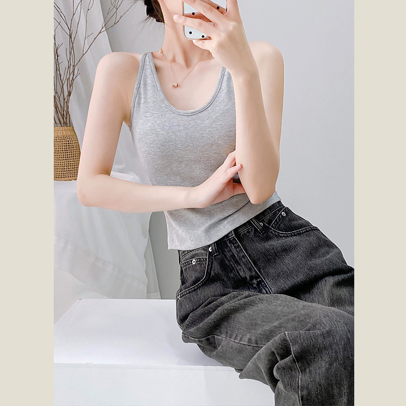 Guliangjia French-Style Halter Neck Tank Top with Built-In Bra Pads, No Need to Wear a Bra, Beautiful Back Design