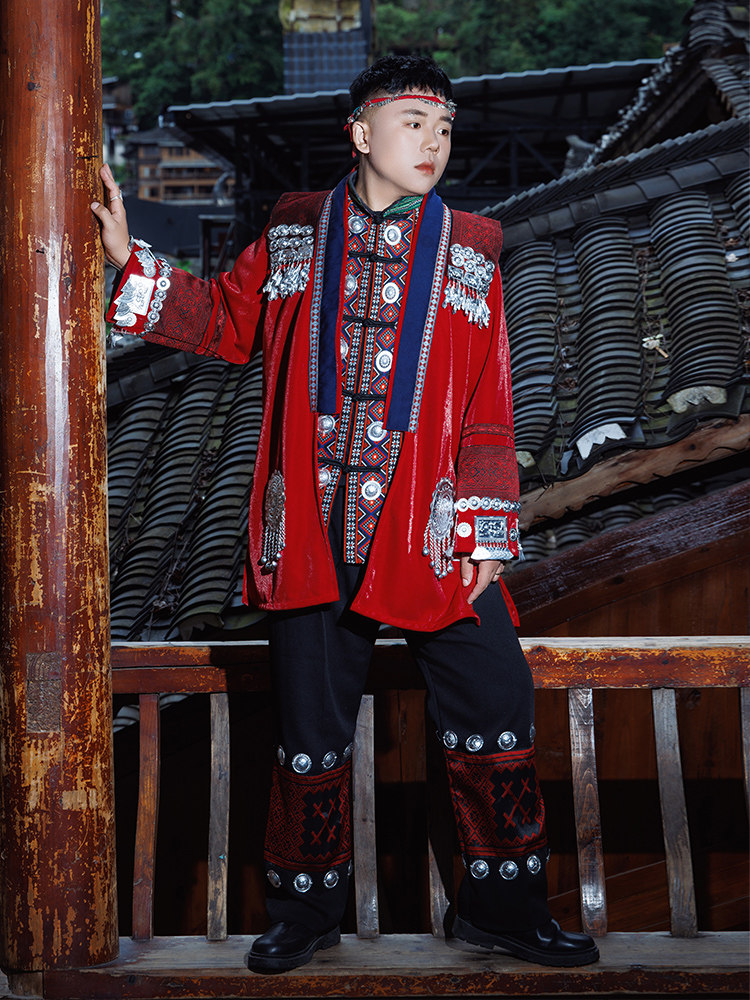 New Miao Ethnic Clothing for Men, Guizhou and Yunnan Minority Costumes, Adult Travel Photography Yi and Yao Ethnic Performance Outfit Set