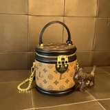 Летняя цепь, небольшая сумка, сумка на одно плечо, Гонконг, из натуральной кожи