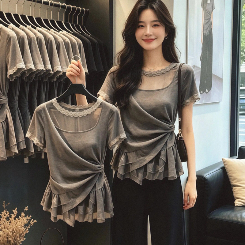 Ruffled Gray Lace Patchwork Round Neck T-Shirt for Women, Summer Plus-Size, Elegant Waist-Cinching Slimming Top with Regular Shoulders