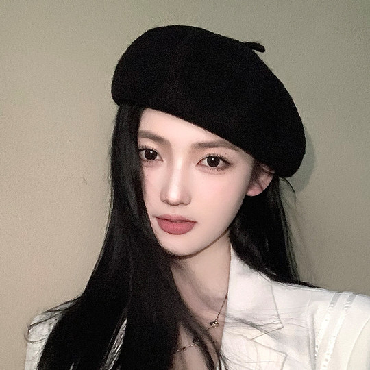 Woolen beret women's autumn and winter black all-match painter's hat face-showing small wool temperament retro bud hat