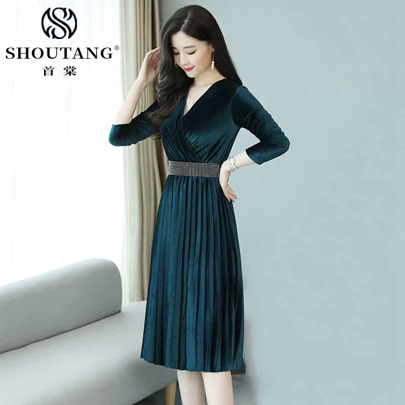 Shoutang dress women's 2022 new spring and autumn gold velvet V-neck waist and thin temperament bottoming ladies skirt