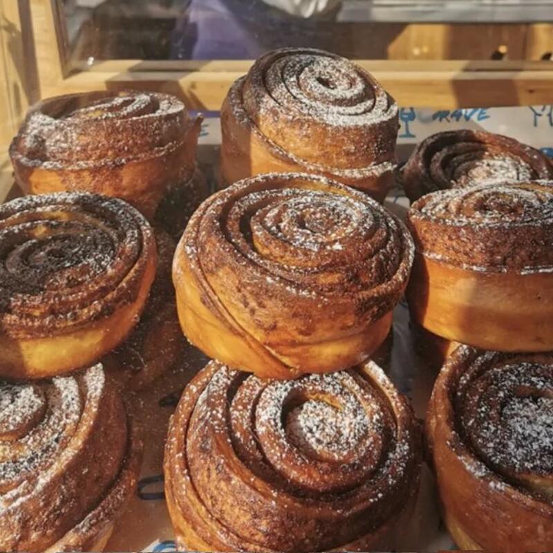 Crave Cafe Signature Cinnamon Roll/Same Roll Cinnamon/Ganmei Jasmine Green Tea Roll Crisp and Delicious