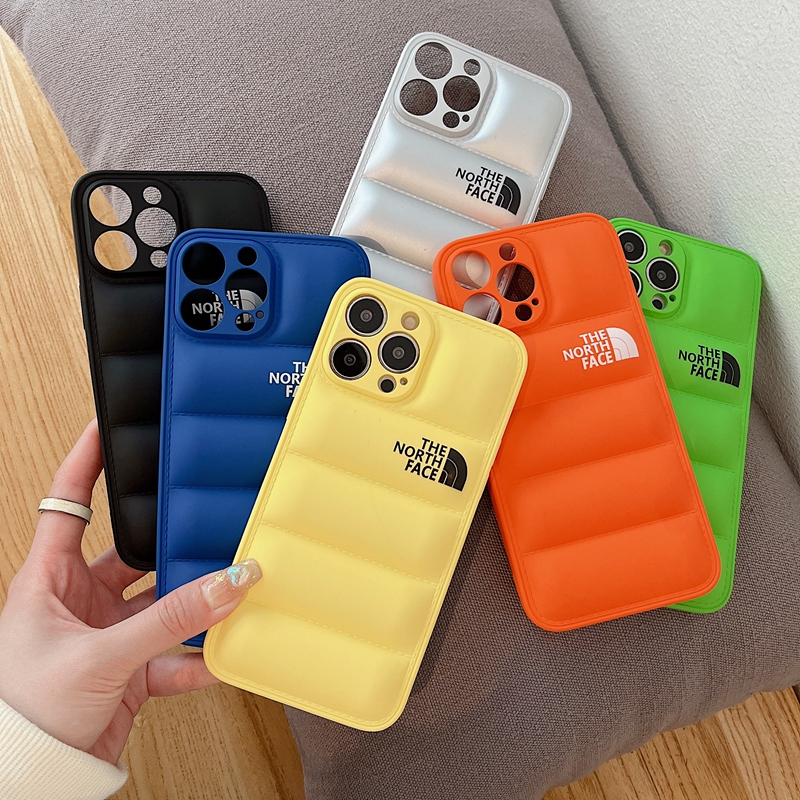 Trendy European and American Brand North Face down Jacket Style Phone Case for Apple 13, iPhone 12 Pro Max, Fashionable 11 Pro, Trendy XS Full-Cover Shockproof Xr Couple's 16P Autumn and Winter Simple Soft 15 Protective Case