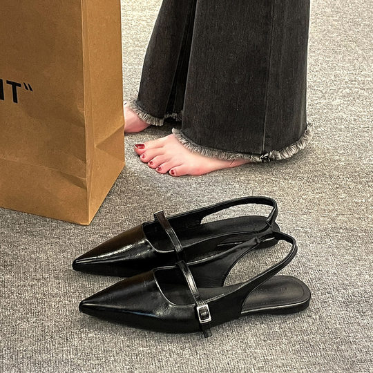 Genuine leather flat bottom versatile non-tiring toe-cap toe sandals