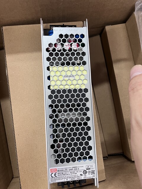 UHP-200-12 switching power supply 12v200W, condition more than 90% new, rechargeable and guaranteed to be authentic