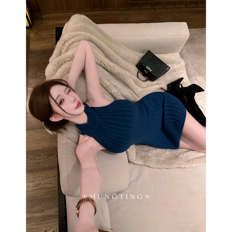Chan Chen Mengting [Kardashian Curve] High Elastic Rabbit Velvet Core-Spun Yarn Super White Peacock Blue Halter Dress