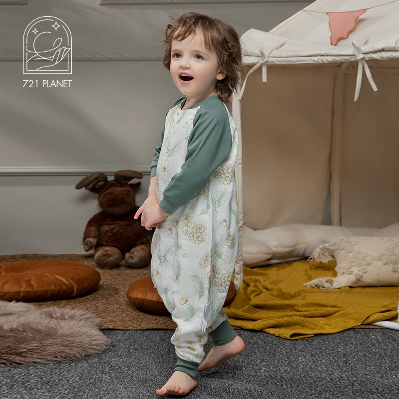 721 Planet baby sleeping bag six-layer gauze children's long-sleeved stitching four seasons universal baby split-leg anti-kick quilt