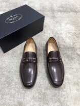 Prada Prada Triangle Mark Leather Shoes Classic Low Heel Mens Shoes Business Positive Fashion Casual Lefu Shoes