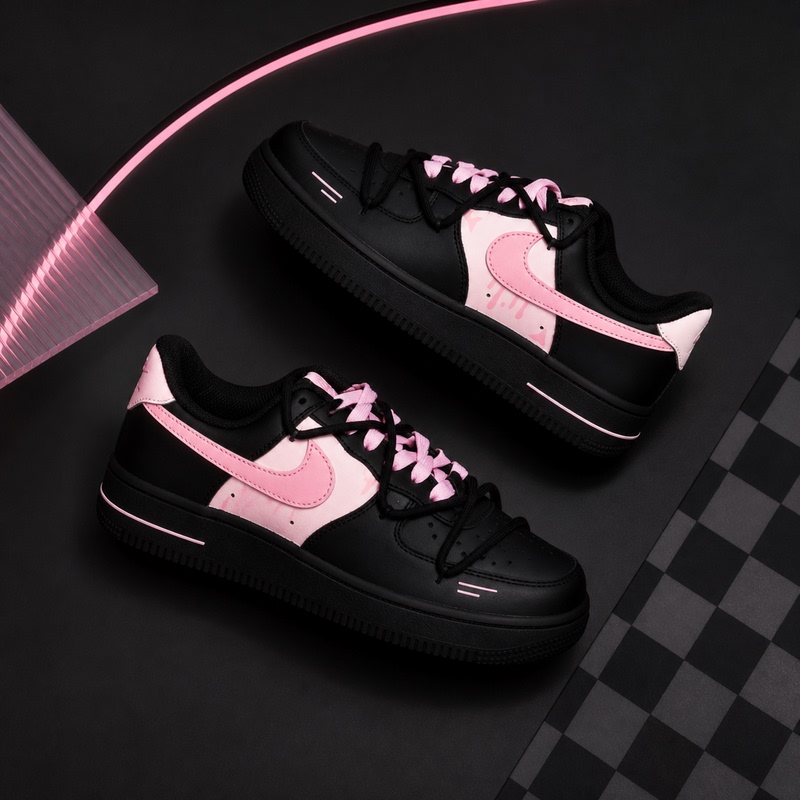Nike Air Force 1 Versatile Low-Top Sports Sneakers for Women in Black and Pink