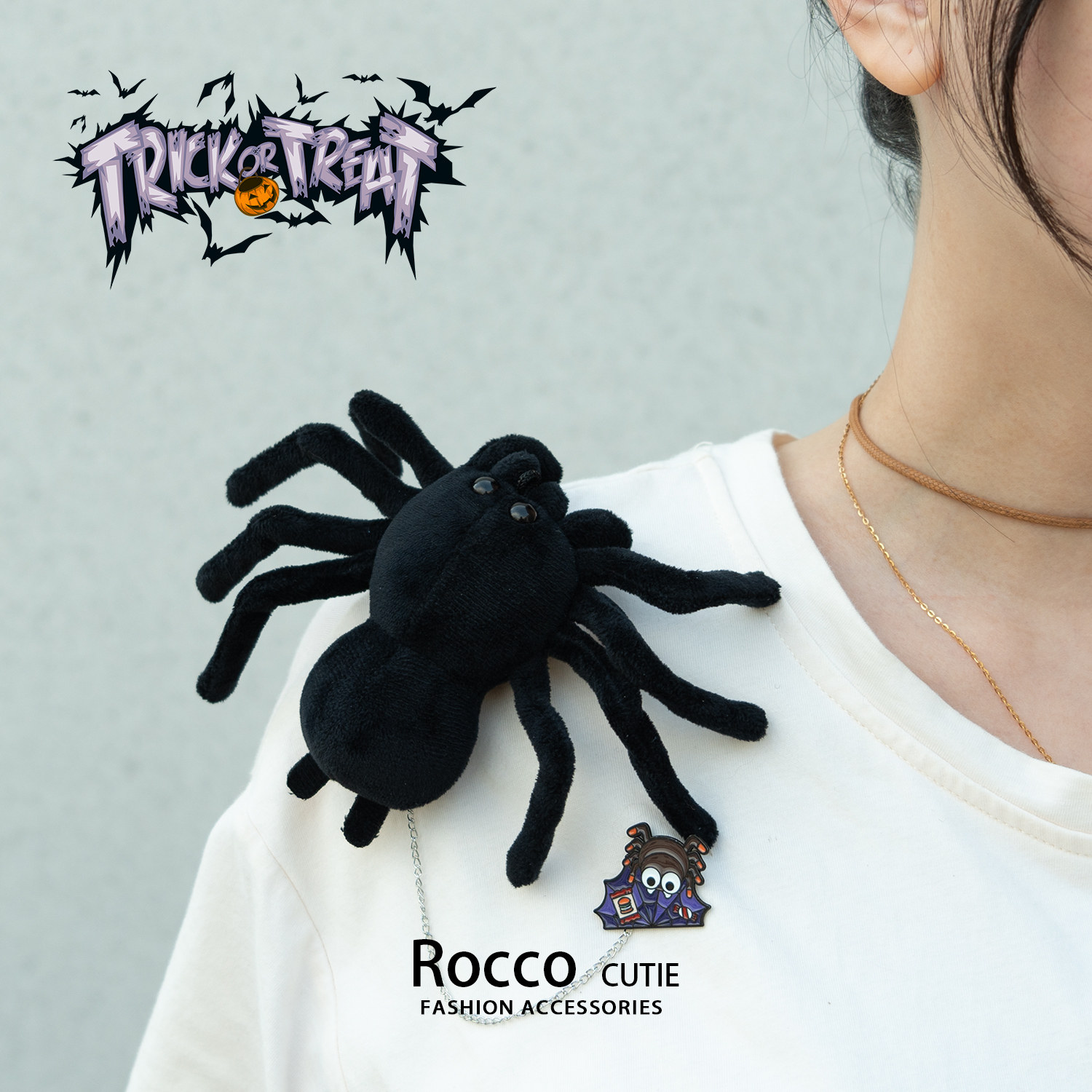 Halloween plush brooch, cute cartoon spider pin, badge, pendant, doll chain, clothing accessory