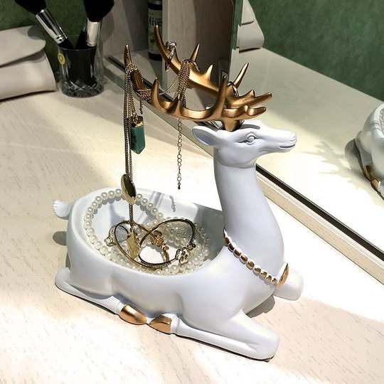 Trendy Bedside Vanity Table Storage Rack for Jewelry, Skincare, Cosmetics, Entryway Key Organizer