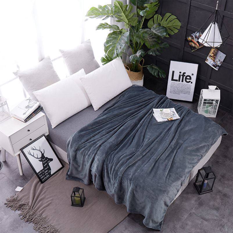Blanket Solid Color Farley Fleece Blanket Sheet Coral Fleece Blanket Leisure Blanket Sofa Blanket Thin Summer Blanket Air Conditioner