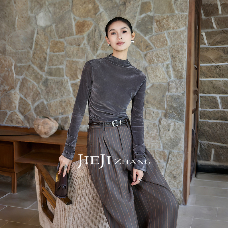 Zhang Qi Jieji Zhang【Night Flow】Autumn French-Style Half-High Collar Long-Sleeve Velvet Base T-Shirt