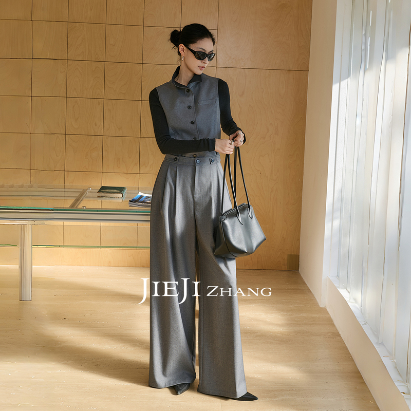 Zhang Qi Jieji Zhang【Versatile Storytelling】Autumn and Winter Old Money Style Suit Lapel Sleeveless Wide-Leg Jumpsuit Zhang Qi Jieji Zhang【Versatile Storytelling】Autumn and Winter Old Money Style Suit Lapel Sleeveless Wide-Leg Jumpsuit